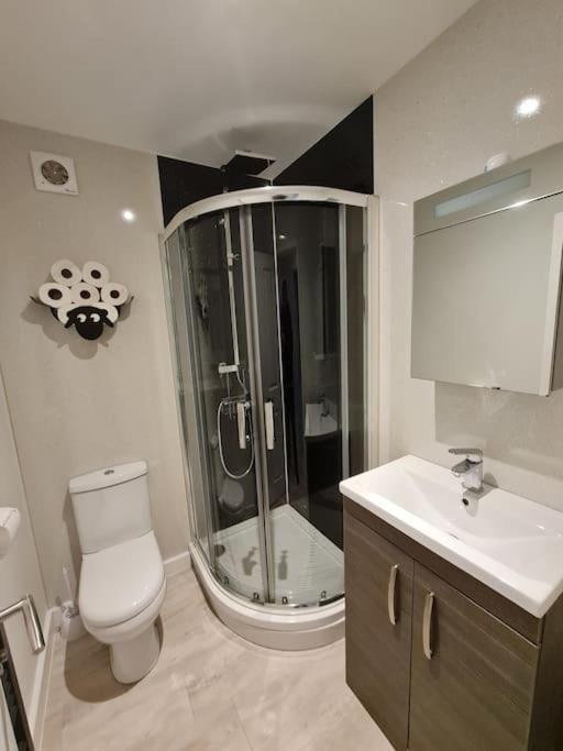 Luxurious With View Of Carn Brea