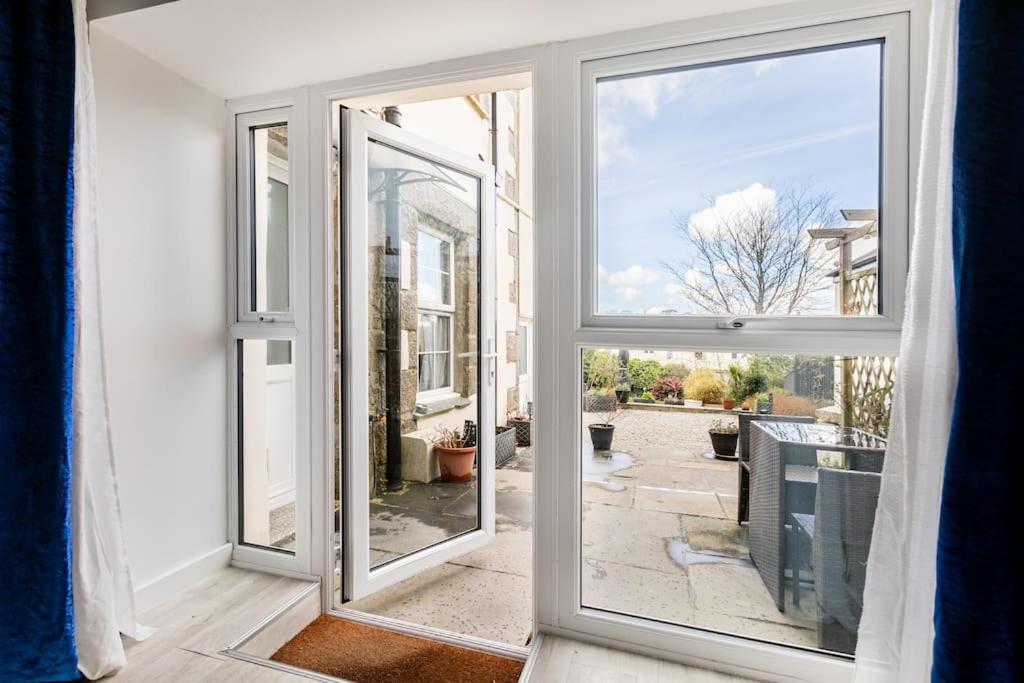 Apartment Luxurious With View Of Carn Brea *