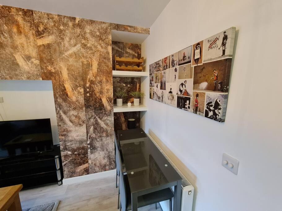 Luxurious With View Of Carn Brea *